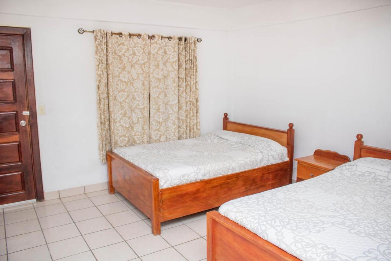Las Palmas Hotel Corozal Eksteriør billede