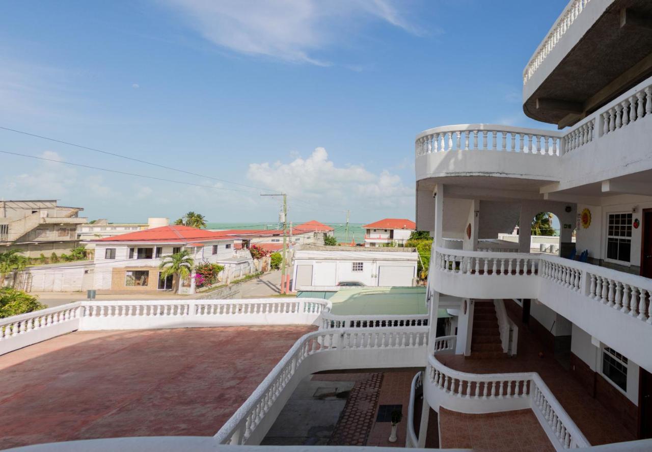 Las Palmas Hotel Corozal Eksteriør billede