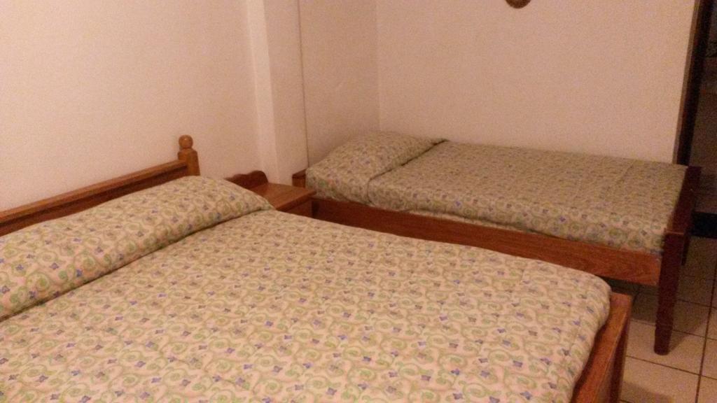 Las Palmas Hotel Corozal Værelse billede